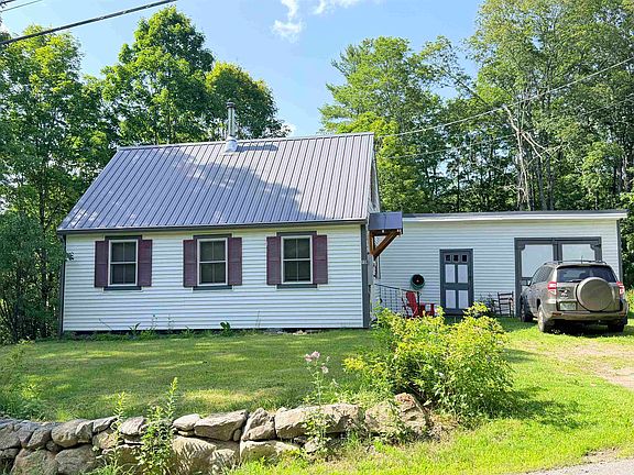 3rd image of 138 Village Road
