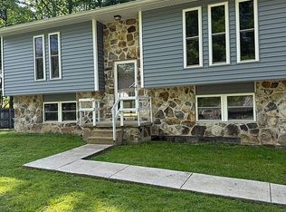 713 Petit Ln, Wartburg, TN 37887
