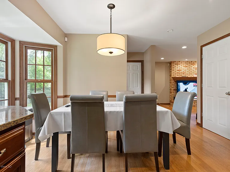 560 Rapidan Ct — Photo 5