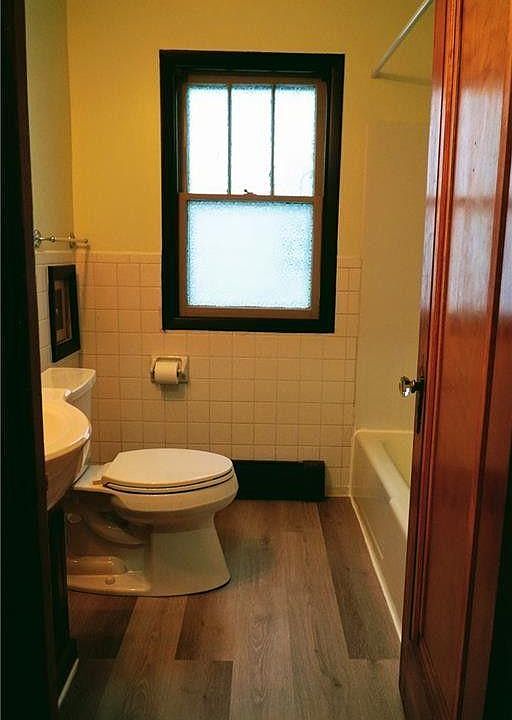 1st image of 318 Holly St #2