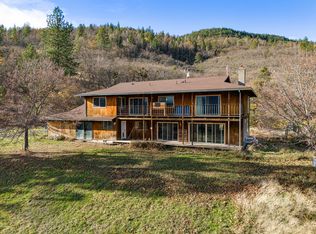 4262 Clayton Rd, Ashland, OR 97520