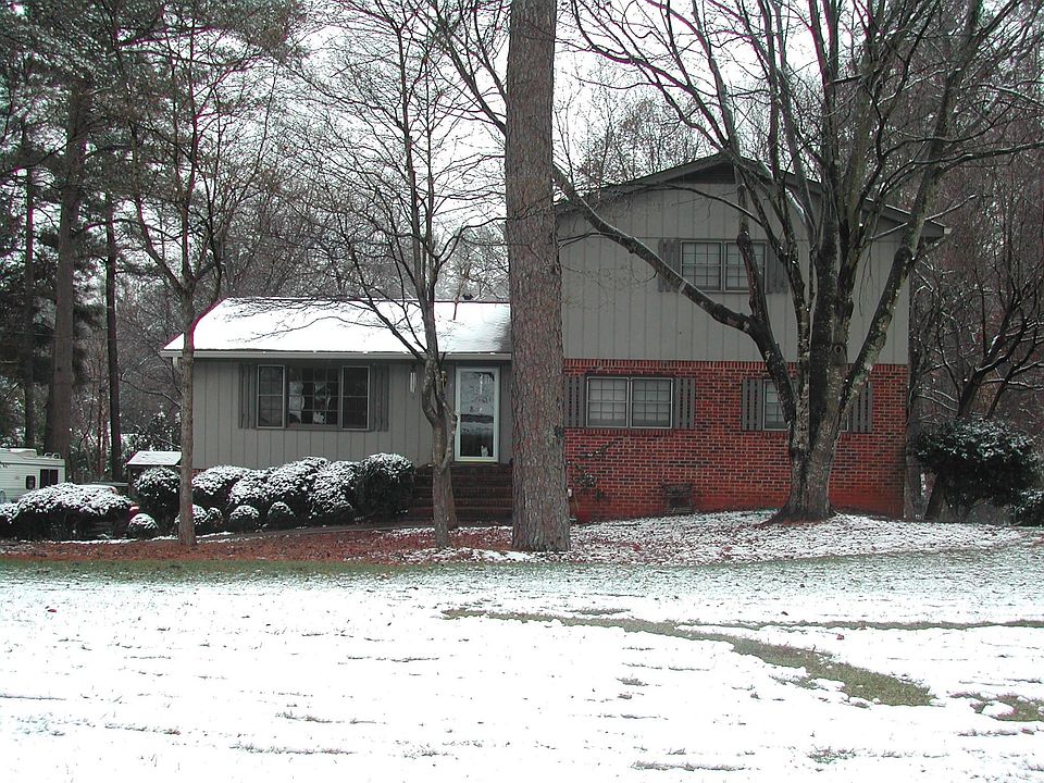 1st image of 3398 Larch Pine Dr
