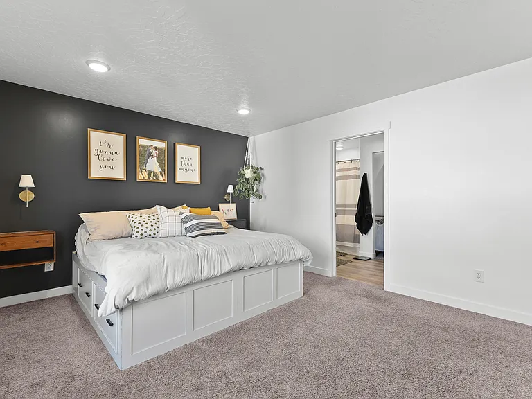 256 N Pier Ln — Photo 18