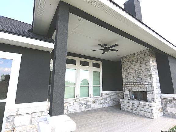 5th image of 104 VALLEY VIEW DR