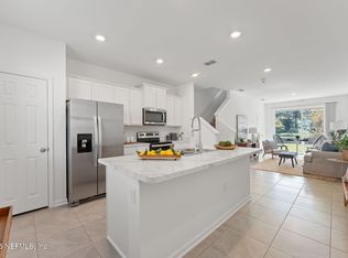 8330 Asteroid St, Jacksonville, FL 32256