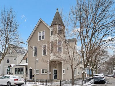 3058 N Hoyne Ave Unit 2F, Chicago, IL, 60618