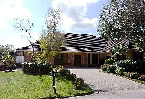 Front of Golf Course Home