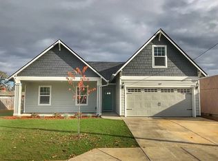 127 N 18th St, Philomath, OR 97370