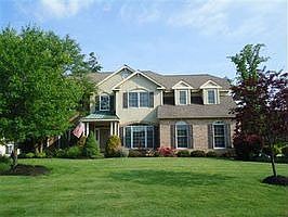 Home for Sale in Aurora, Ohio $389,900