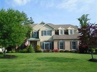 760 W Parkway Blvd, Aurora, OH 44202