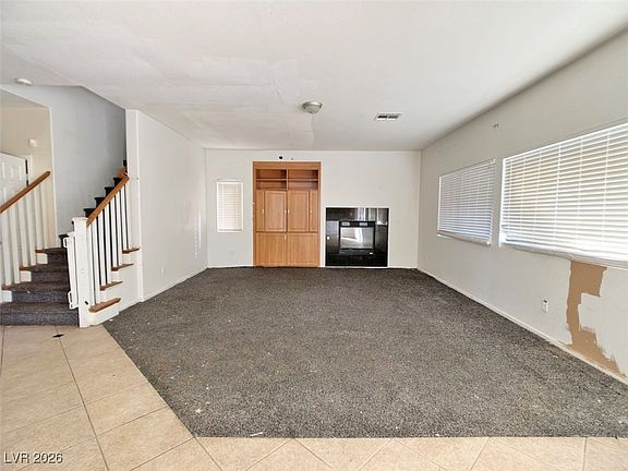 5th image of 6141 Sugar Creek Dr