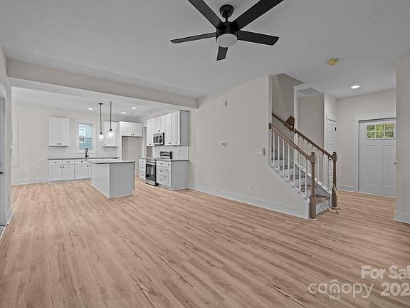 5th image of 5163 Sawbill Ln