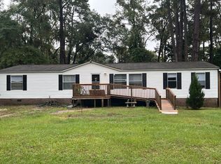 205 Cornfield Ave, Midway, GA 31320