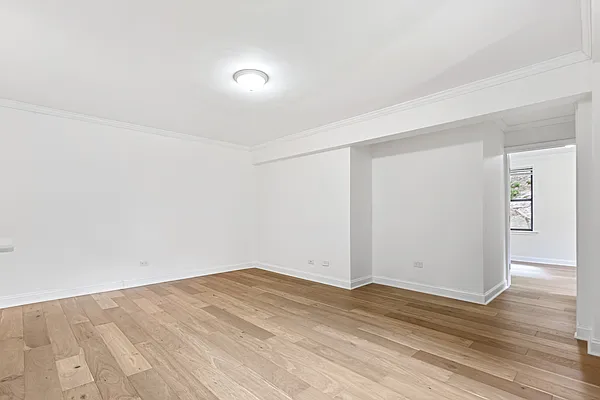 Sold by Level Group | media 9