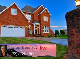 382 Mesa Dr, Kingsport, TN 37664