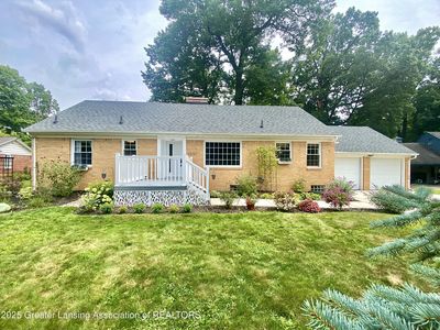 2031 Cumberland Rd, Lansing, MI, 48906