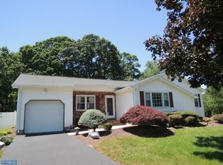 21 Hobbs Rd, Hamilton, NJ 08619
