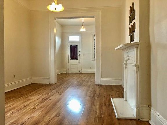 5th image of 3005 Baudin St