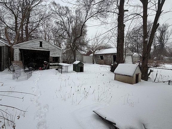 5th image of 10868 Nottingham Rd