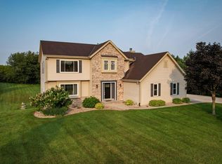 W383N8787 Blue River Pass, Oconomowoc, WI 53066