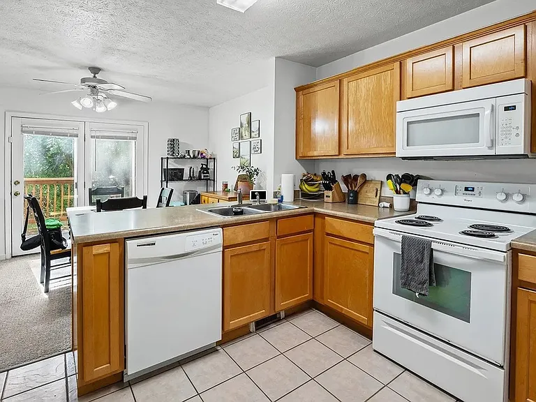 2811 Wyndham Way #2811 — Photo 15