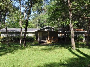 58 Waterpump Rd, Waynesville, GA 31566