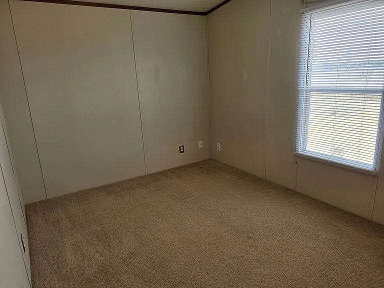 1617 E Brazos St — Photo 18