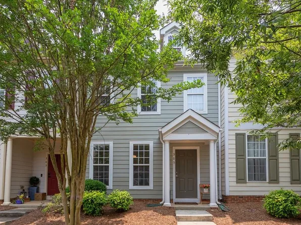 305 Danbury Ct, Pittsboro, NC 27312