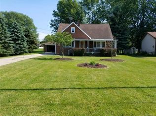 487 Rowley Rd, Depew, NY 14043