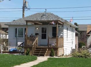 1458 S 71st St, West Allis, WI 53214