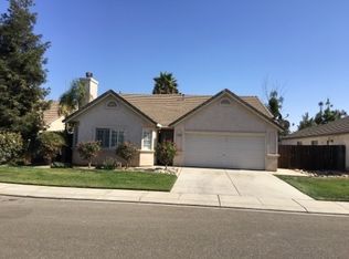 1930 Everett Ct, Hughson, CA 95326