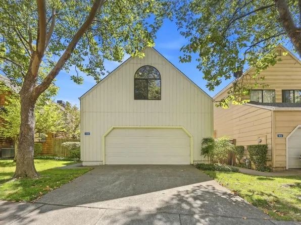 518 March Avenue, Healdsburg, CA 95448