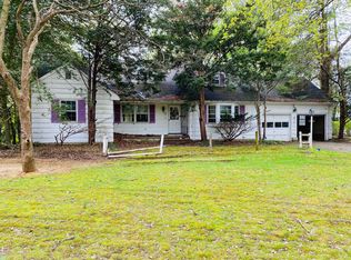 202 Sunnyside Rd, Lincroft, NJ 07738