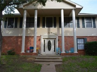2601 Cheyenne Ln, Crowley, TX 76036