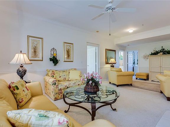 4th image of 76 4th St APT 4-102
