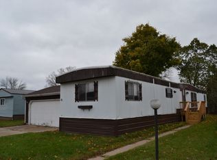 41 Westminster Ave, Holmen, WI 54636