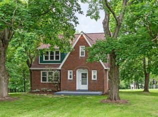 2396 Rochester Rd, Sewickley, PA 15143