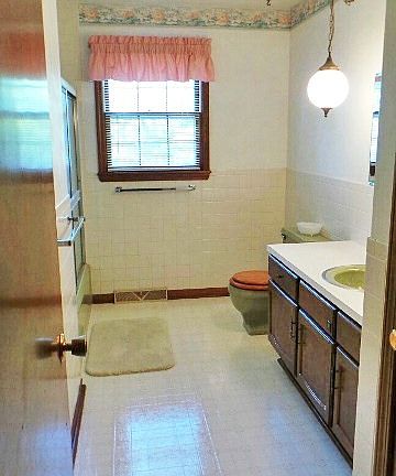 5th image of 4816 Sharon Dr