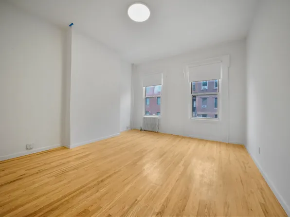 264 Berry Street image 7 of 10