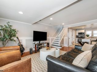 9 Peru Rd, Clifton, NJ 07012