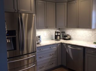 40 Falcon Rd, Hillsborough, NJ 08844