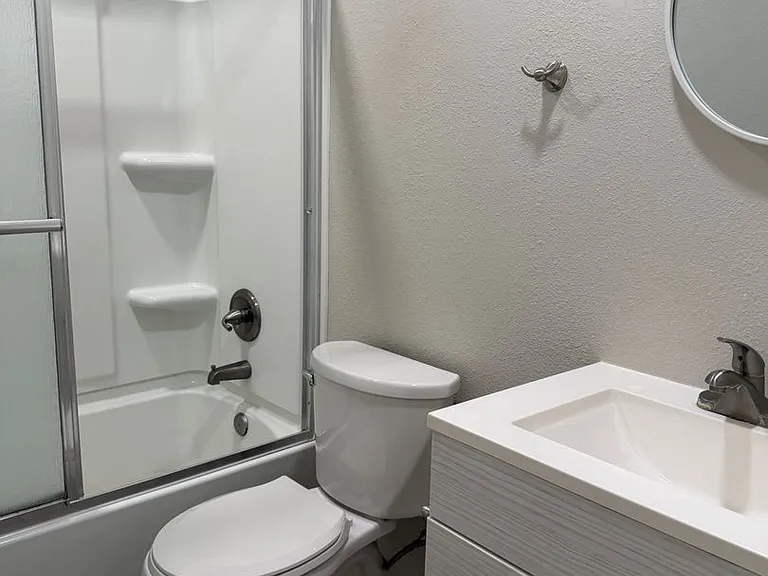 Upgraded 1BD/1BA Apartment in Lakeside, CA - 1/2 Off Move-In Special! — Photo 9