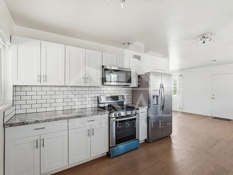4026 E Alhambra Pl — Photo 11