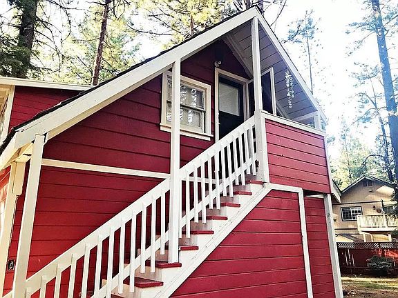 2nd image of 701 James Ave #B