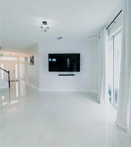 1014 Corvina Dr — Photo 10