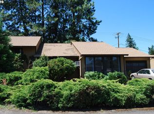 1772 SE Douglas Ave, Roseburg, OR 97470