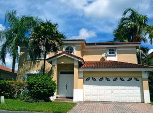 9243 SW 215th Ter, Cutler Bay, FL 33189