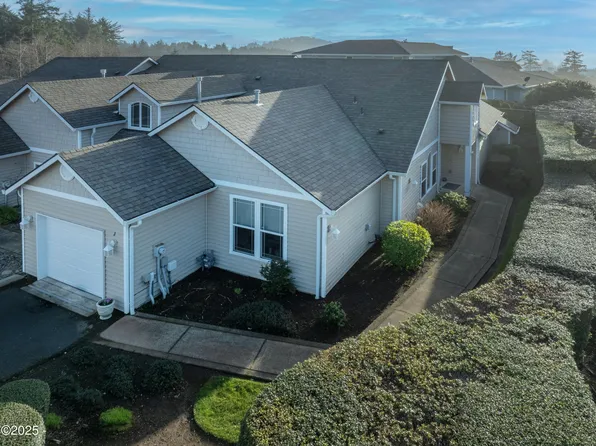 505 NE 71st St APT J, Newport, OR 97365