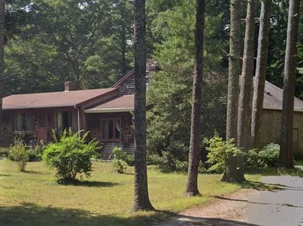 161 Miller St, Middleboro, MA 02346