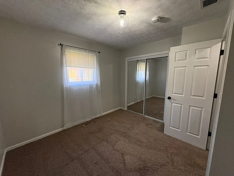 2087 Granada Dr — Photo 19